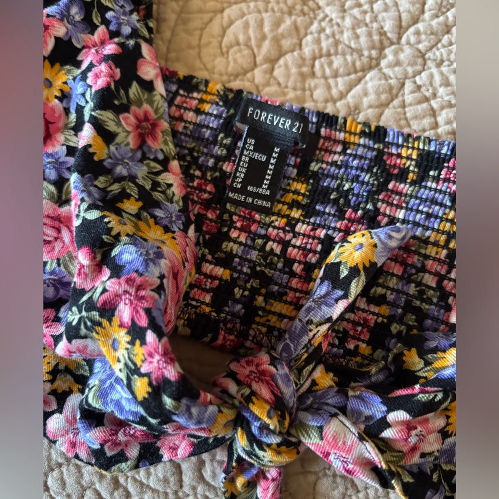 Floral Tie-Front Crop Top Vintage Forever 21 - Picture 4 of 4